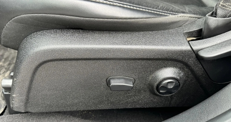Fiat Freemont cena 45900 przebieg: 155640, rok produkcji 2013 z Lesko małe 407